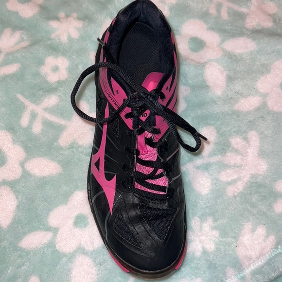 Mizuno Womens Volleyball Shoes - Picture 1 of 4